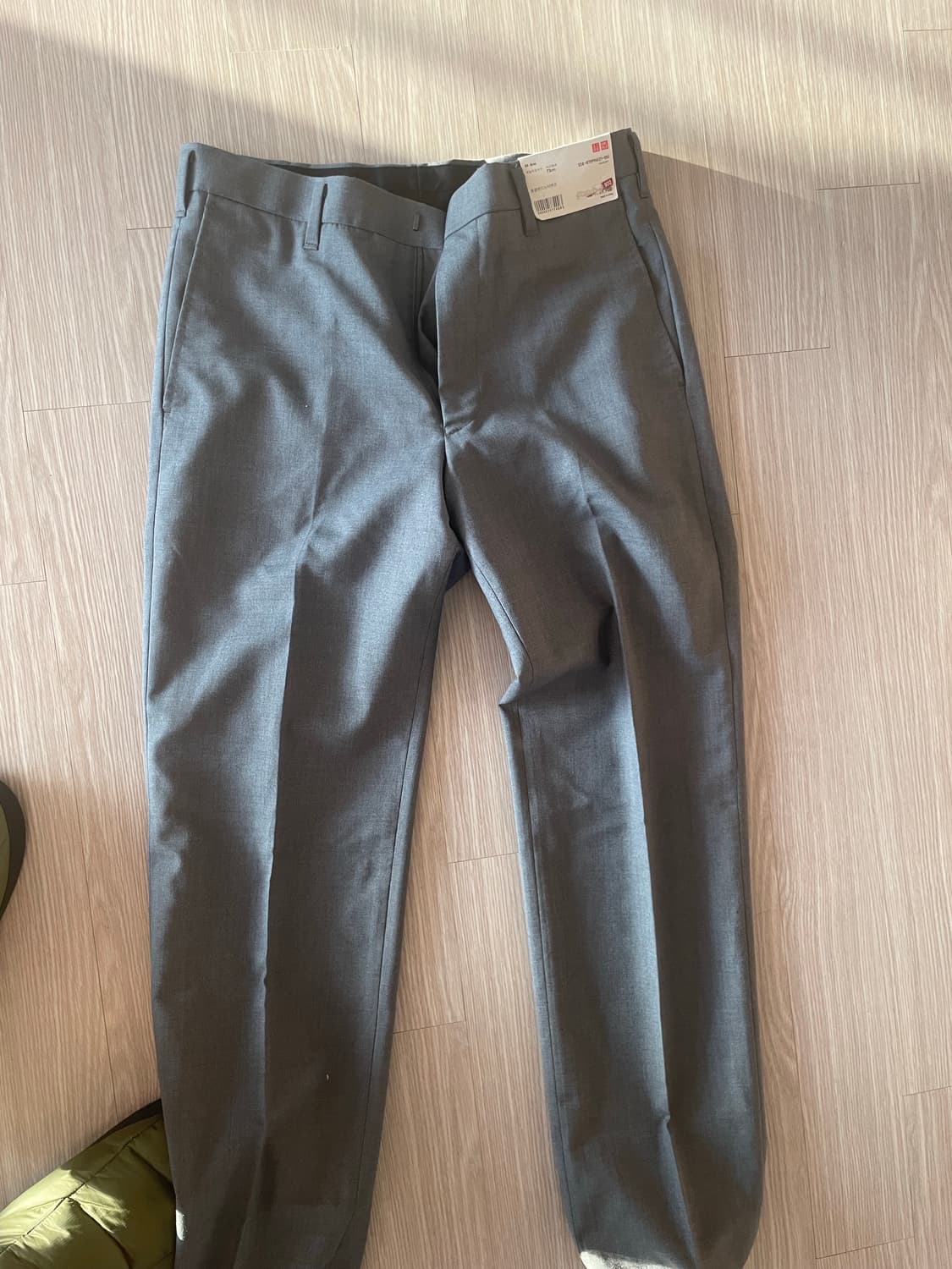 유니클로 울블렌드노턱팬츠 상품이미지2