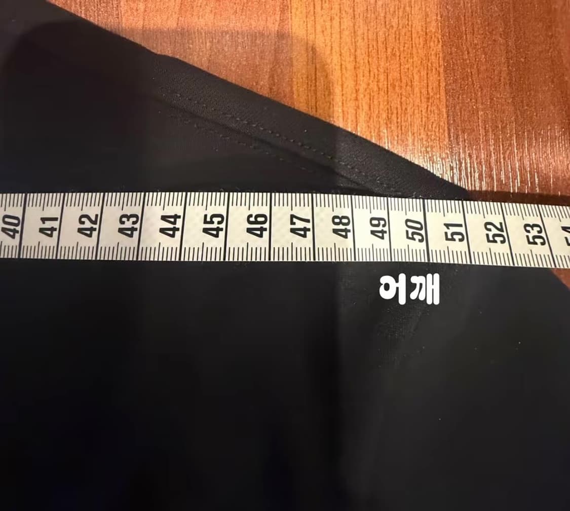 몽클 캐쥬얼 반팔티 블랙 상품이미지4