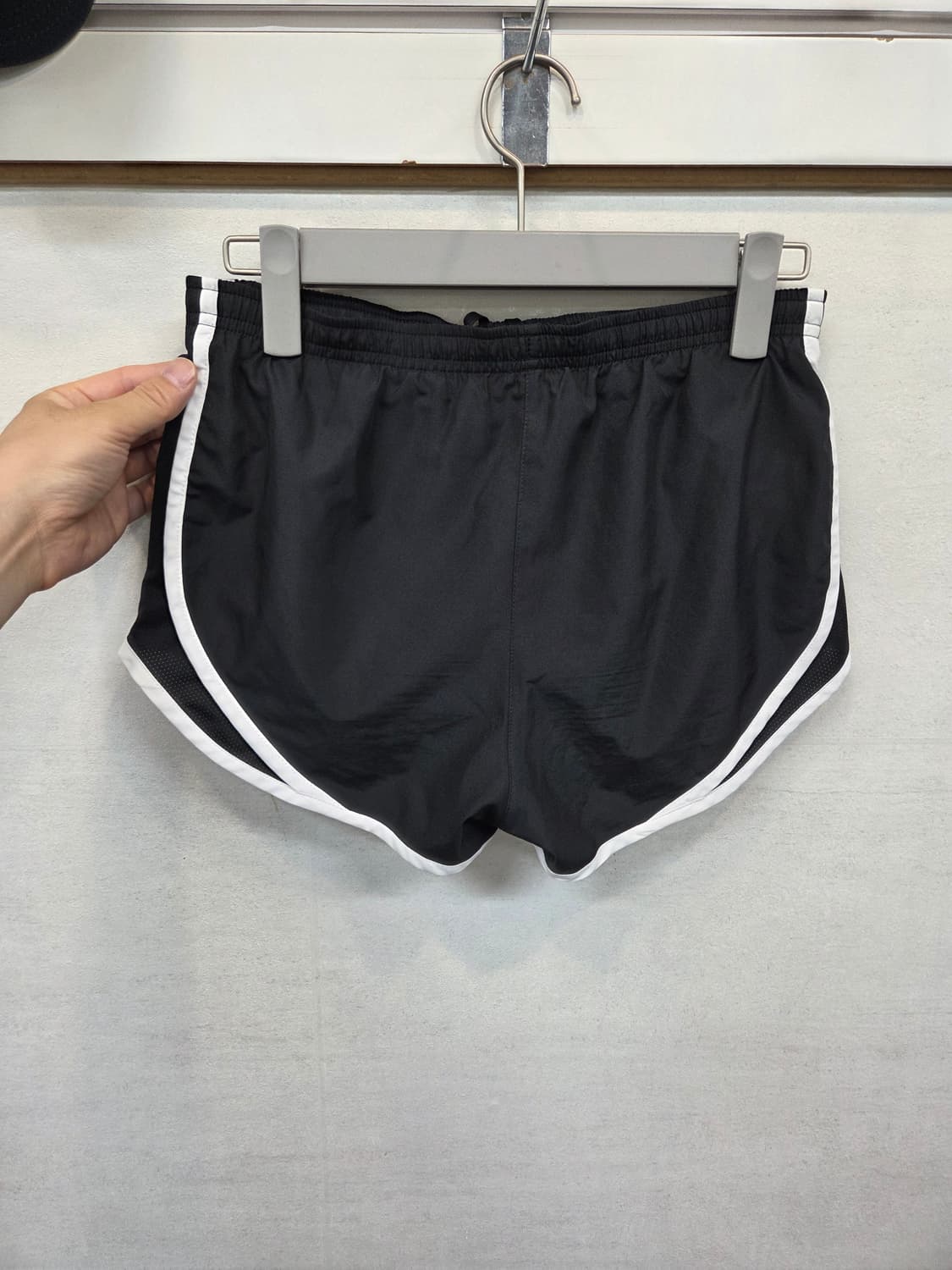 나이키 여성 돌핀 쇼츠 우븐반바지 s 상품이미지2