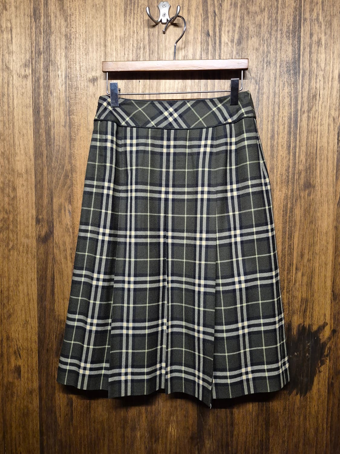BERBURRY GREEN CKECK SKIRT 상품이미지4