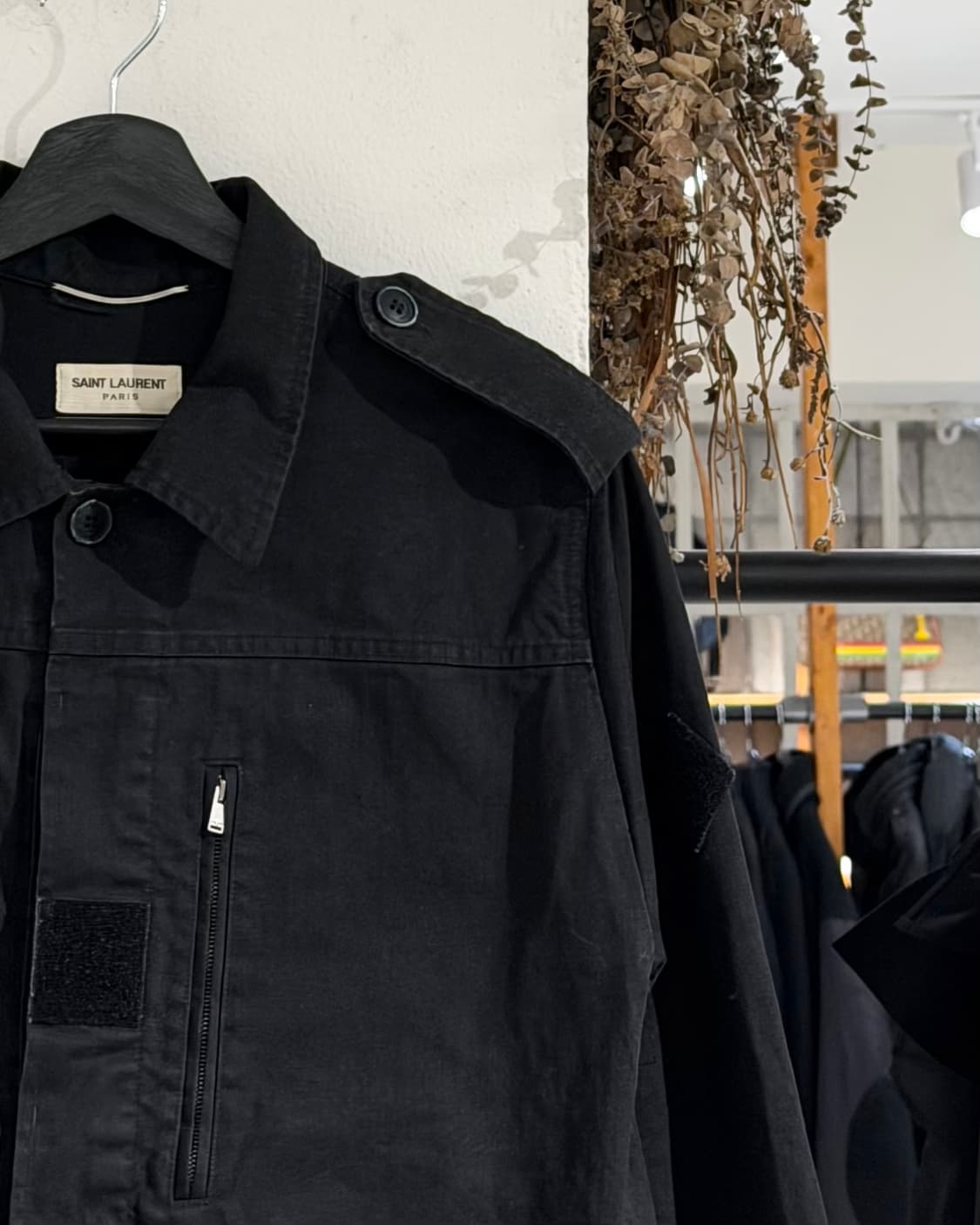 생로랑 블랙 선셋 자수 코튼 자켓 상품이미지4