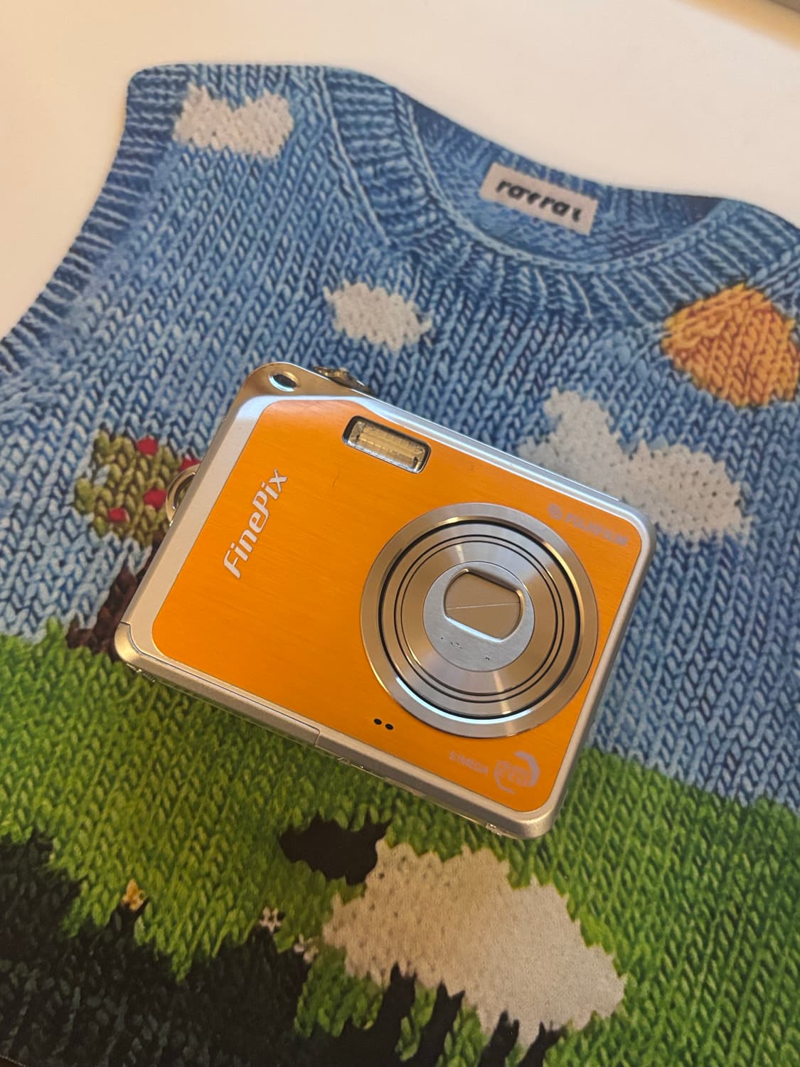 Fujifilm 후지필름 V10 오렌지 상품이미지1