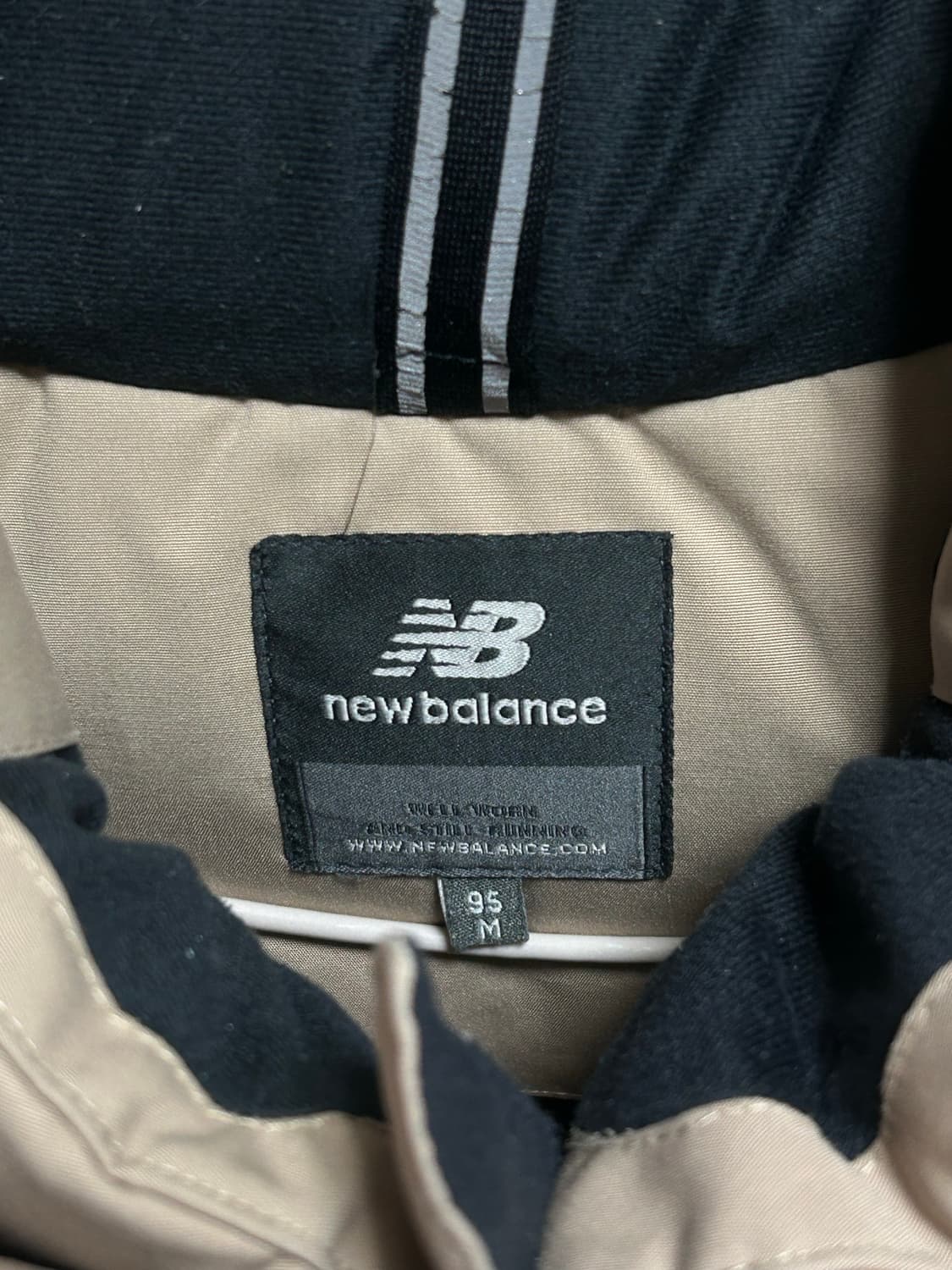 뉴발란스 패트롤 구스다운 점퍼 베이지 95(M) 상품이미지2