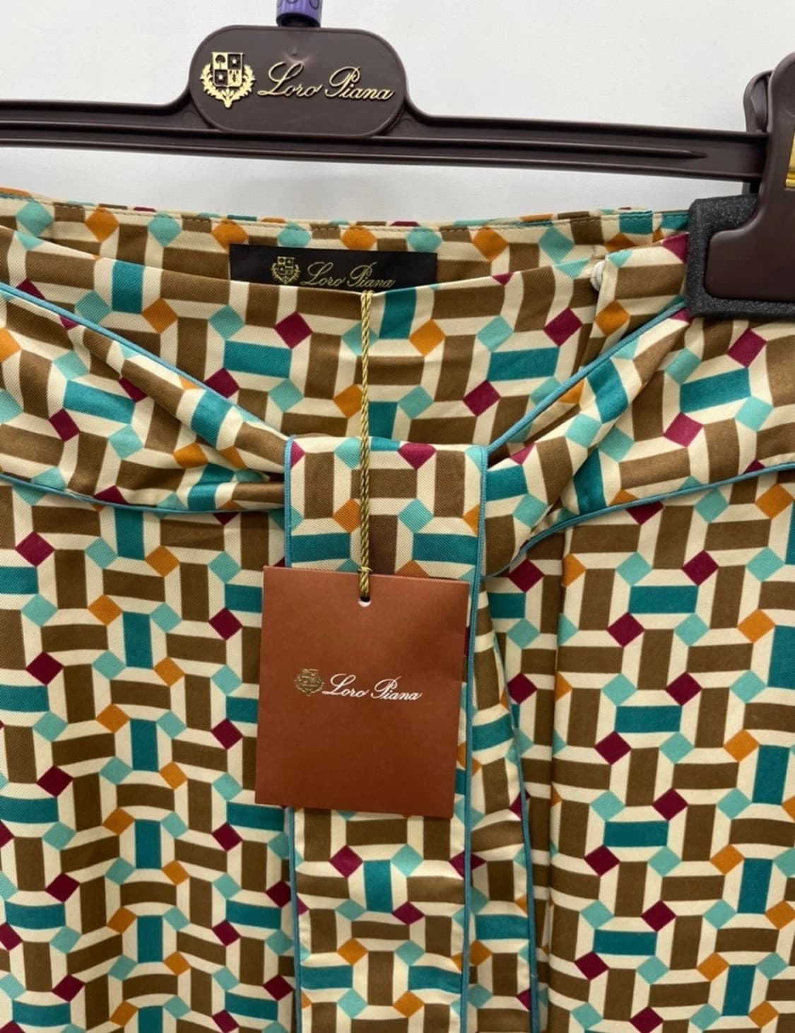 로로피아나 실크 롱 스커트 미사용품 38 상품이미지2