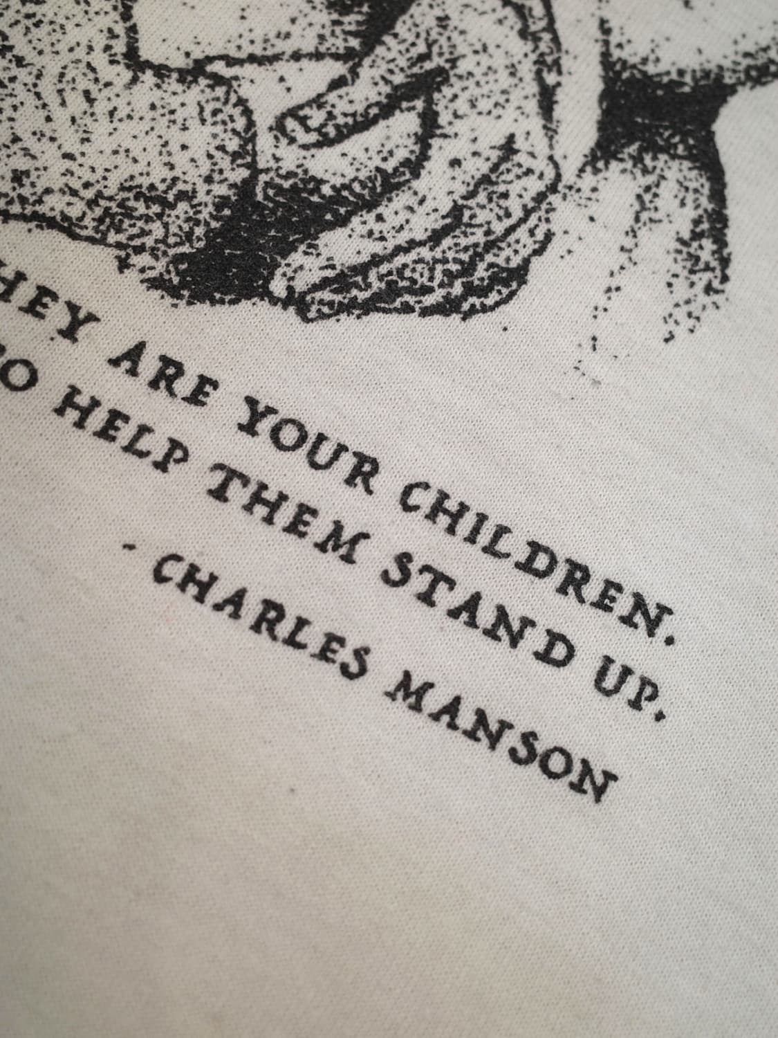 90‘s 찰스 맨슨 지저스 패러디 티셔츠 상품이미지4