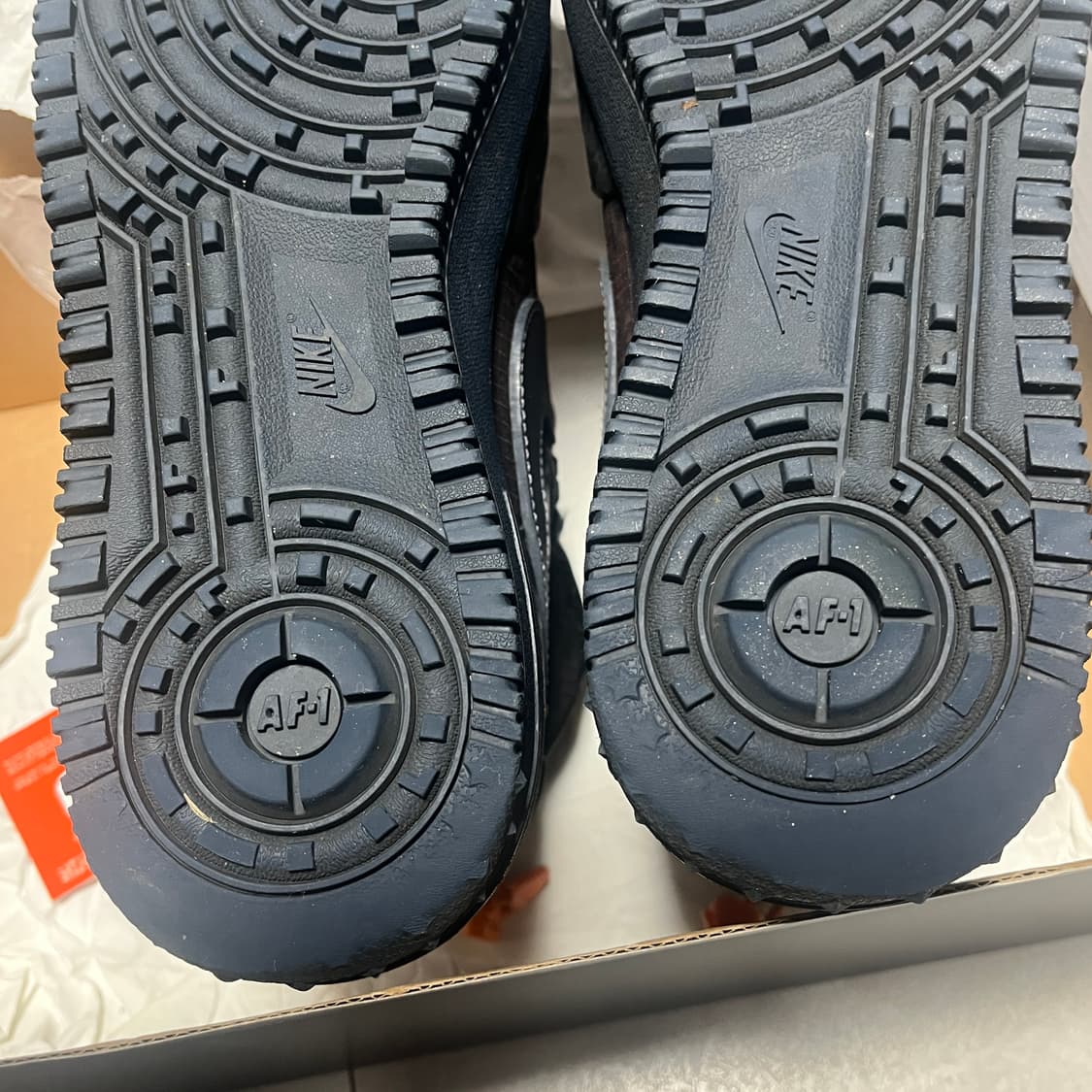 NIKE 나이키 에어포스 1 하이 윈터 고어텍스 블랙 275 상품이미지2