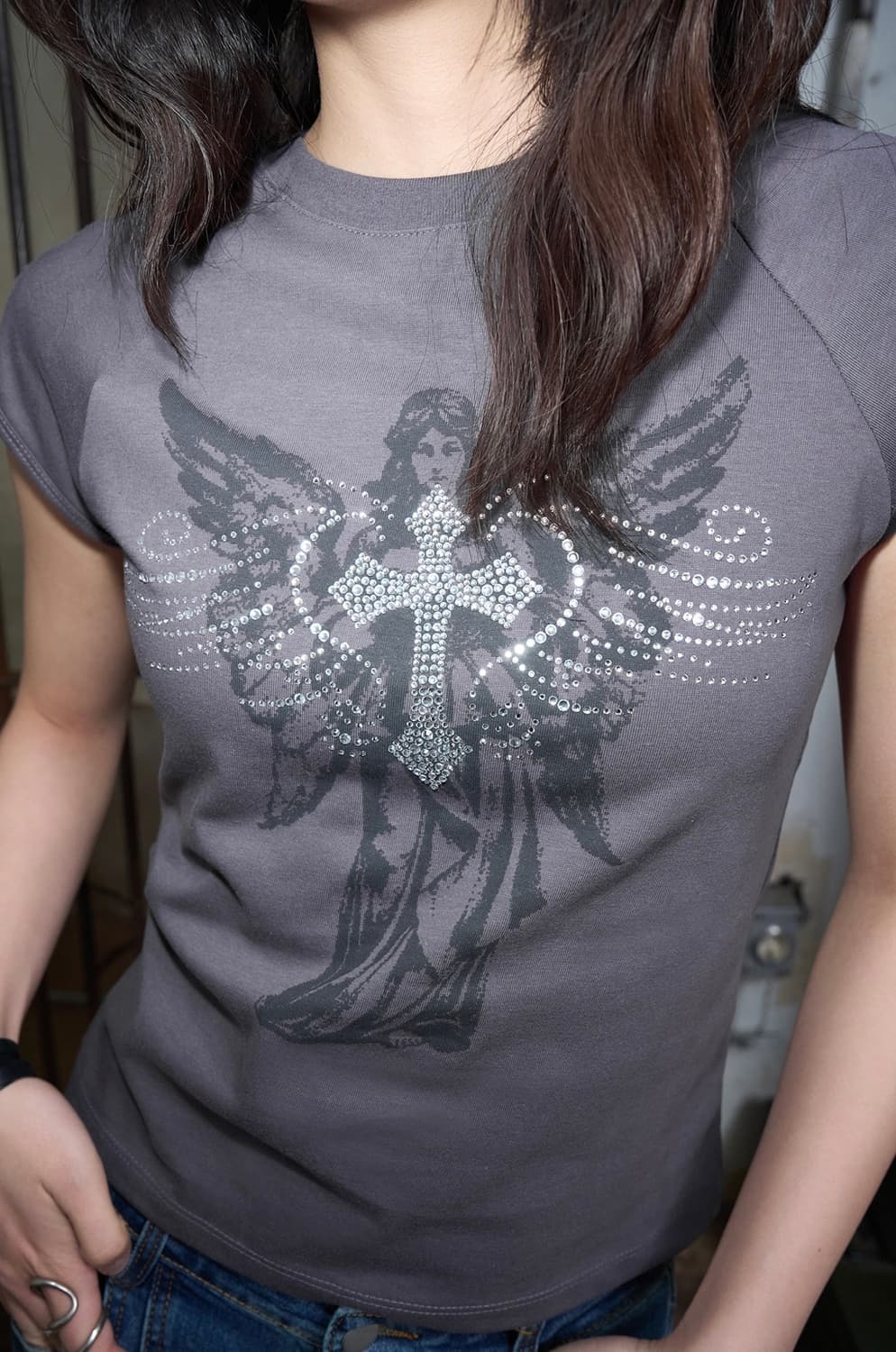 헬레네파리스 엔젤 윙스 큐빅 하프 티셔츠 문그레이 상품이미지5