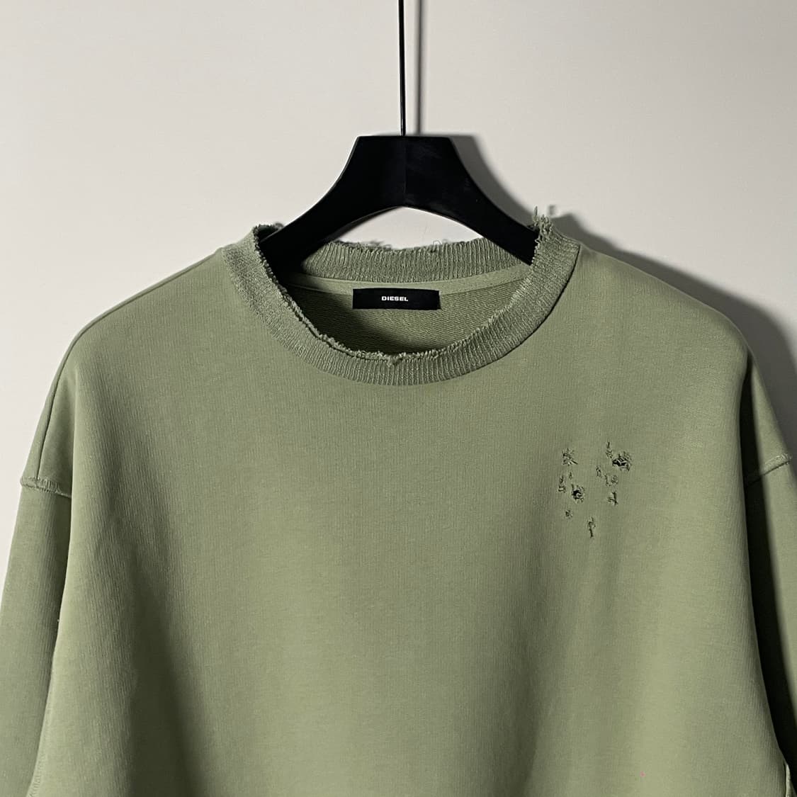 디젤 디스트로이드 라운드 맨투맨 (on.717)   상품이미지2