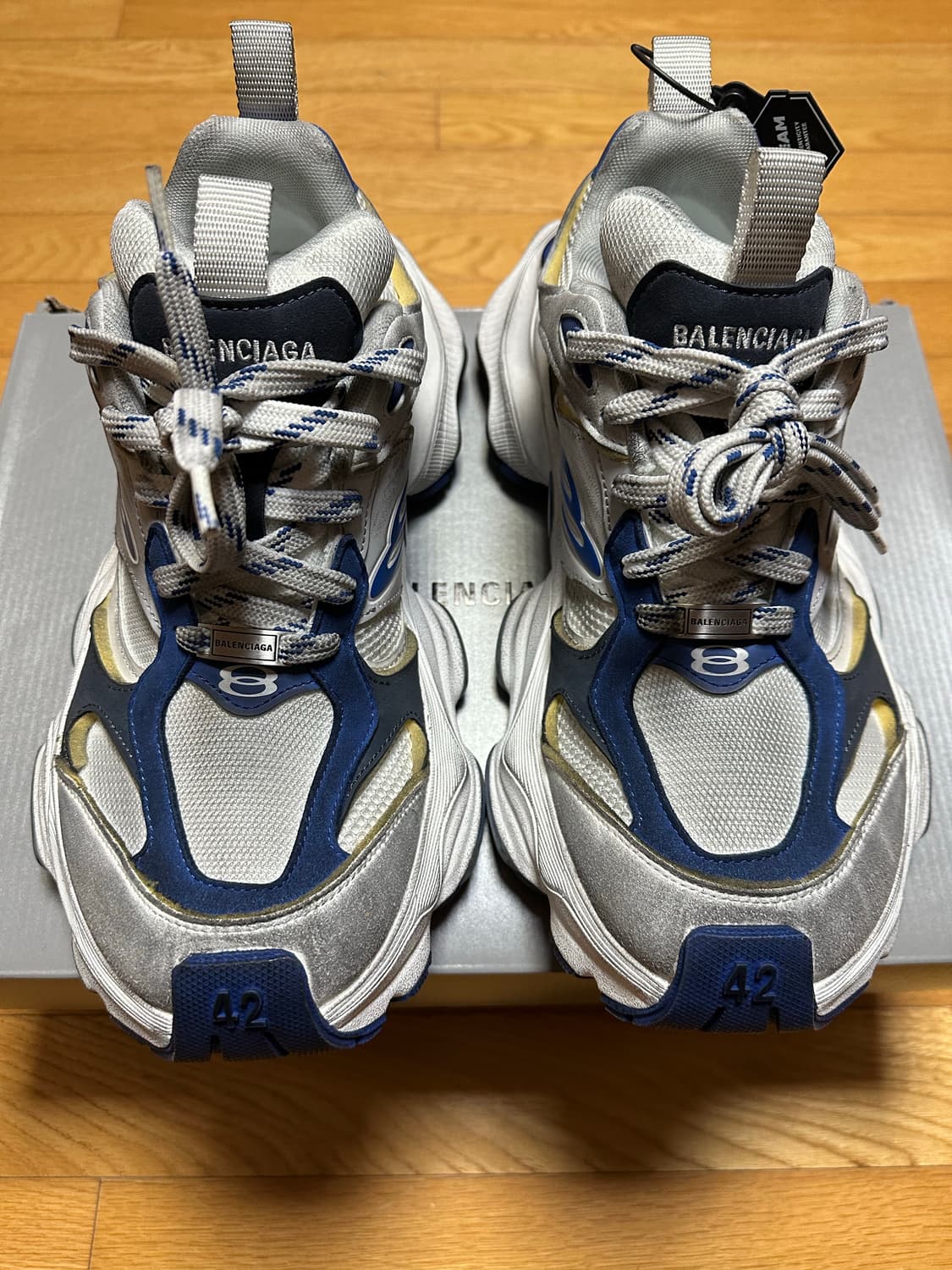 발렌시아가 카고 스니커즈 상품이미지1