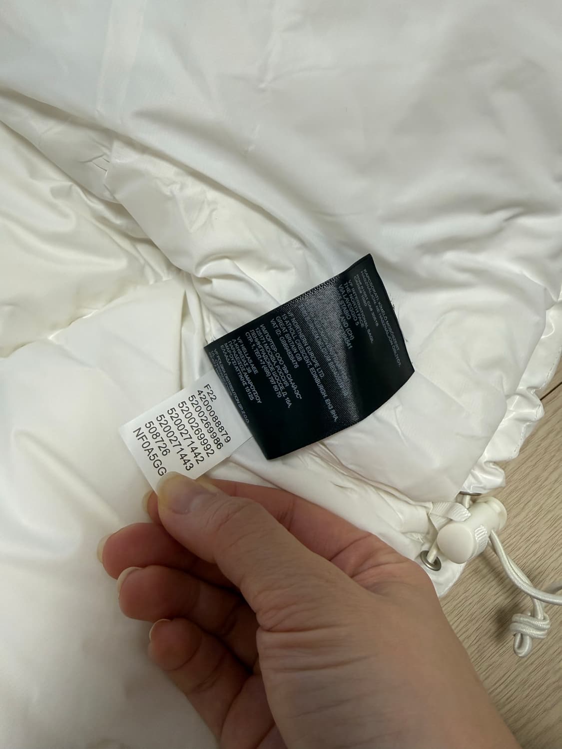 노스페이스 눕시 크롭 화이트 패딩 상품이미지7