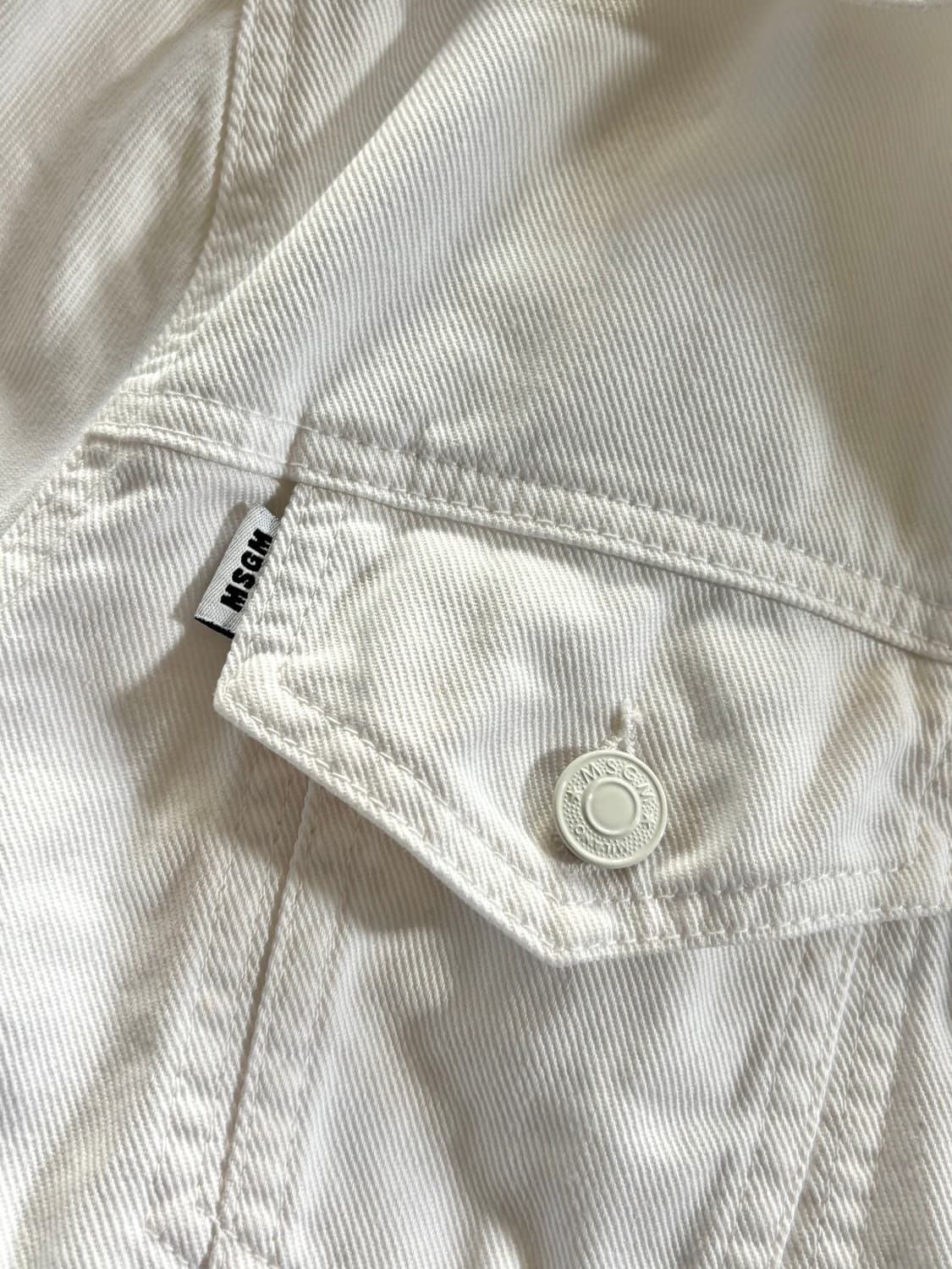 MSGM 엠에스지엠 화이트 퍼프 슬립 크롭 데님 자켓 상품이미지8