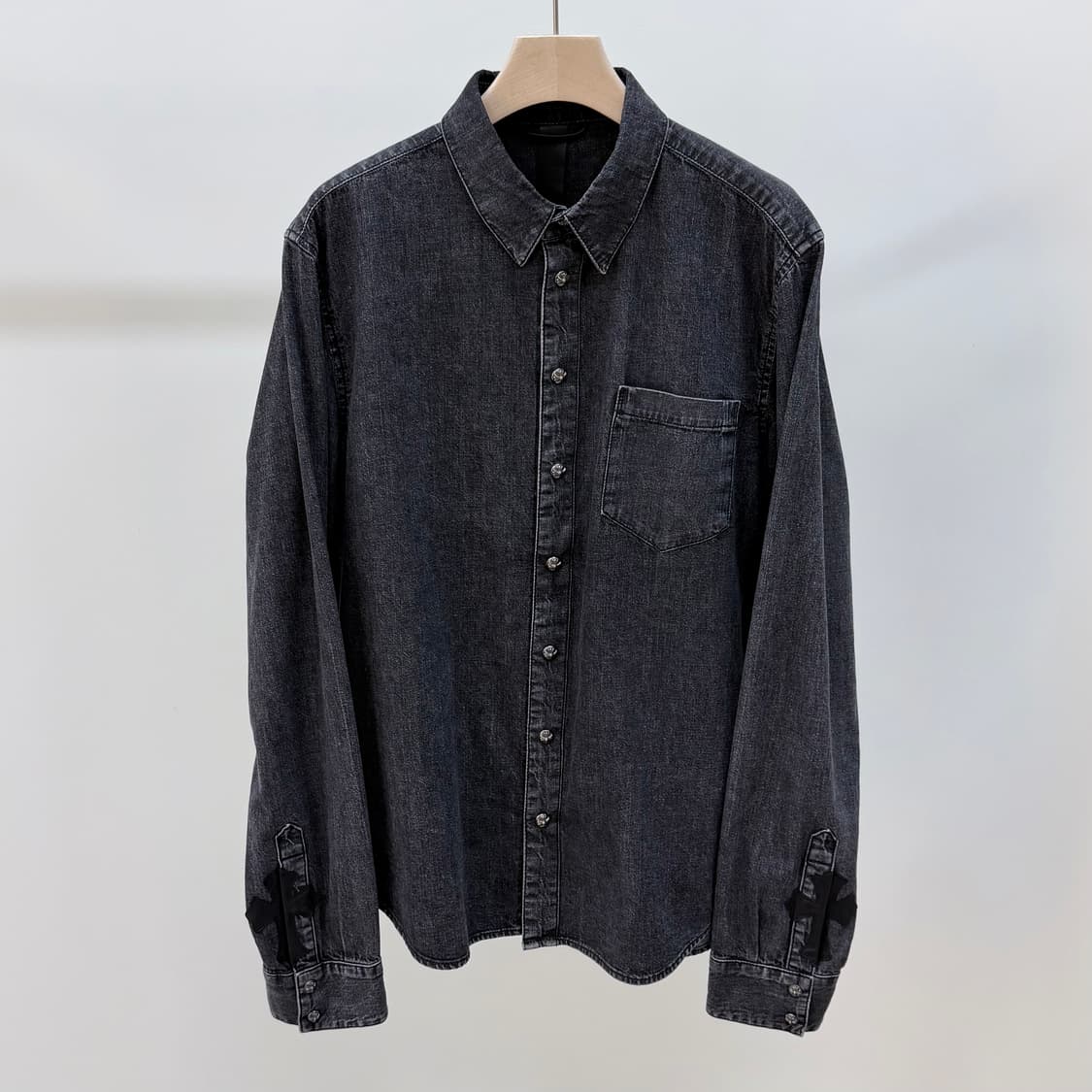 [S+급/L] 크롬하츠 레더패치 데님 셔츠 자켓 상품이미지1