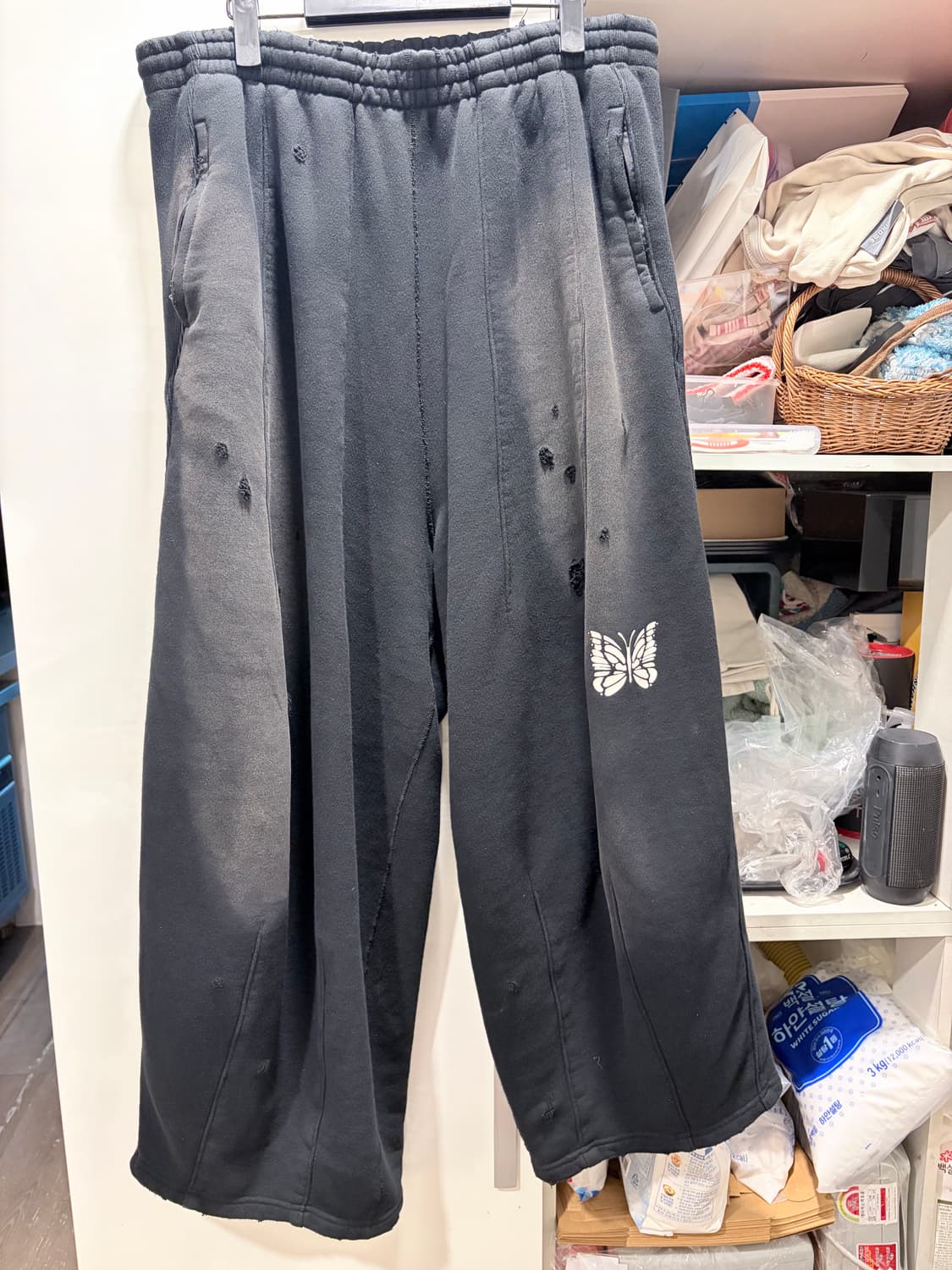 니들스 hd 디스트레스드 스웻 팬츠 블랙 L사이즈 상품이미지1