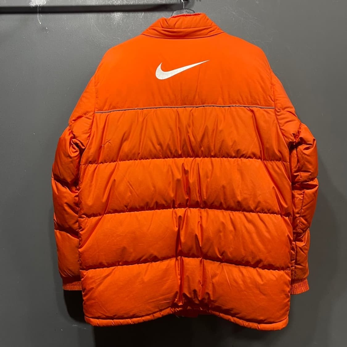 나이키 올드스쿨 빅로고 패딩 상품이미지3