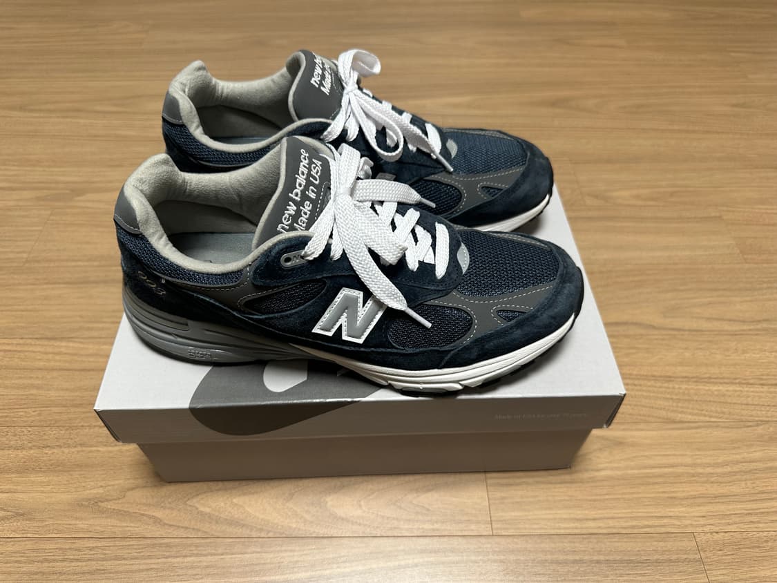 285 뉴발란스 993 네이비 mr993nv 상품이미지4