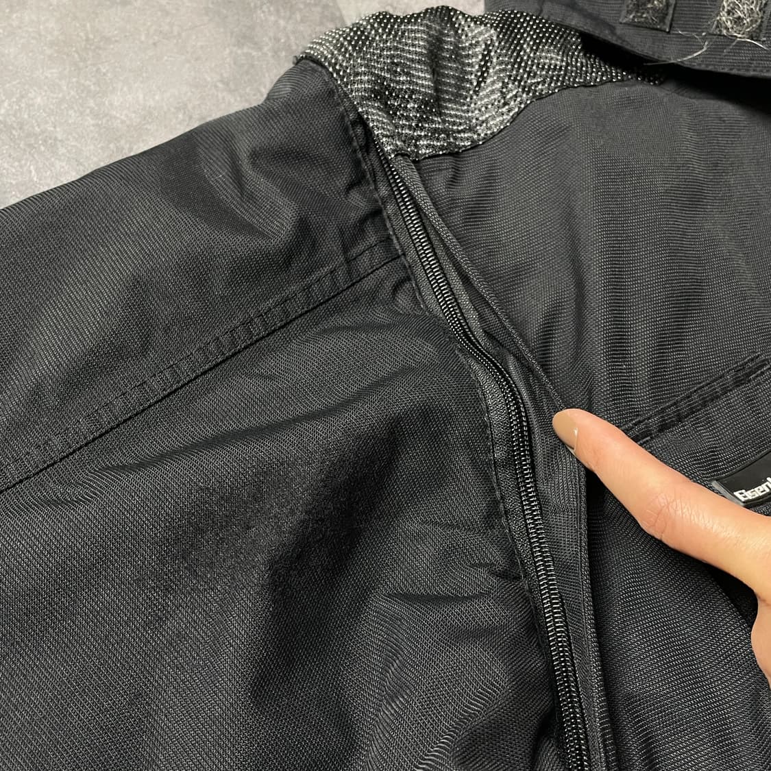 DICKIES 디키즈 블랙 후드 탈부착 베스트 워크 자켓 A00830 상품이미지5