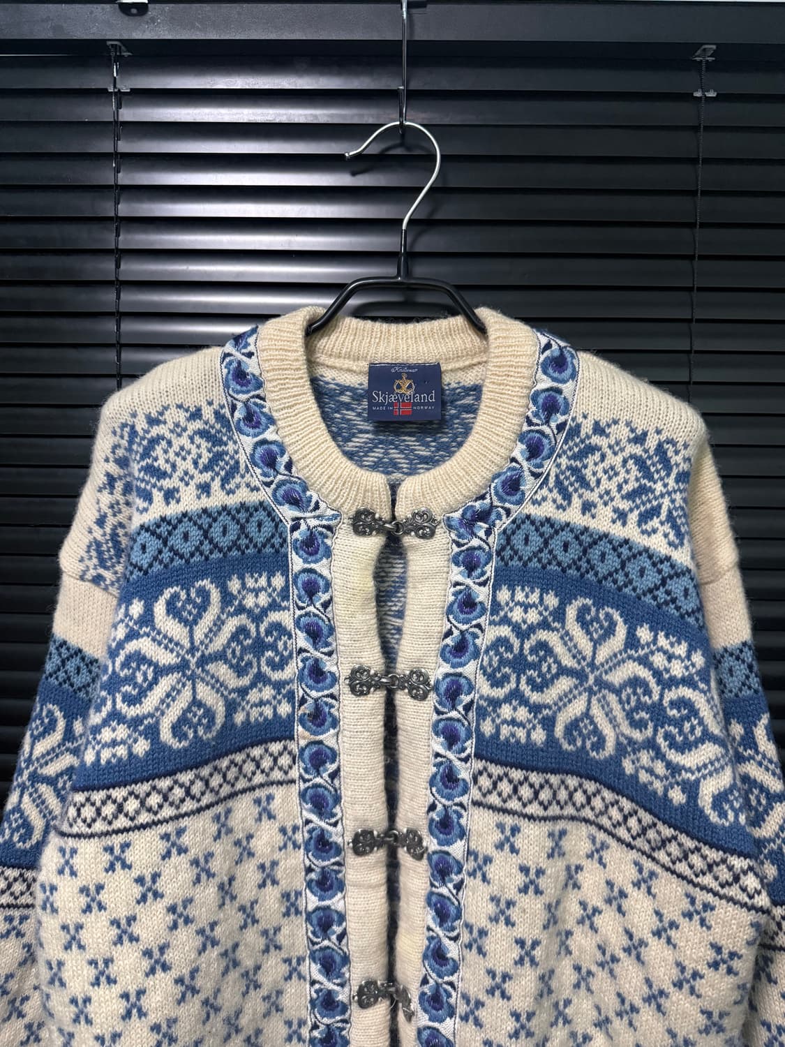 노르웨이 코위찬 눈 꽃 결정 노르딕 가디건 하늘색 아이보리 울 모 가디건 상품이미지3