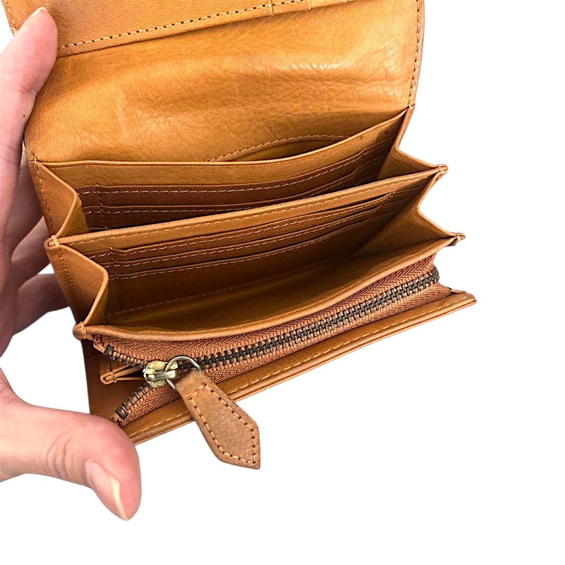 비비안 웨스트우드 태닝 가죽 로고 형압 지갑 상품이미지5