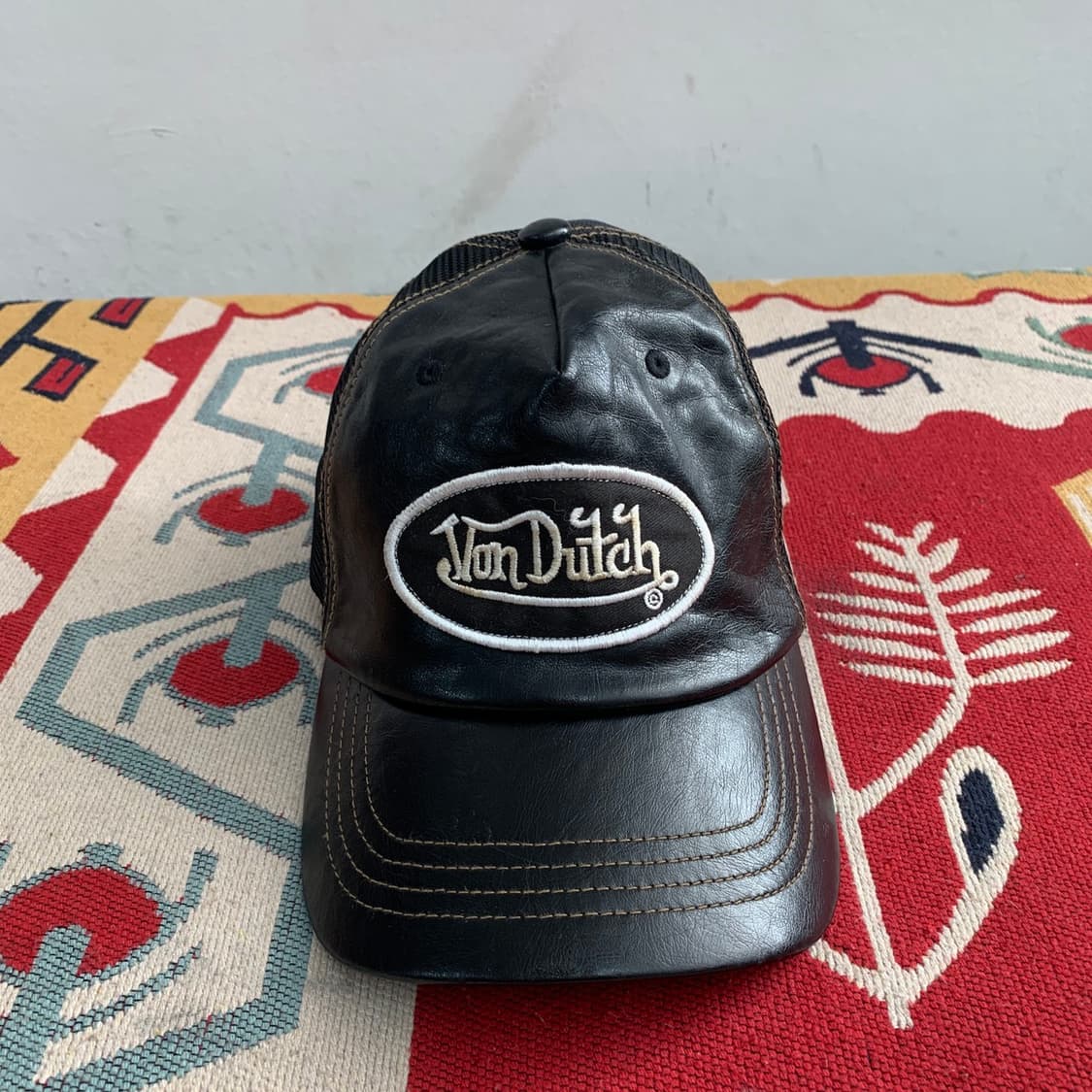 VONDUTCH 본더치 페이크 레더 유광 메쉬 트러커캡 모자 상품이미지1