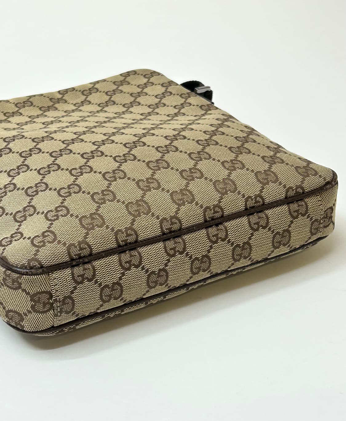 Gucci 구찌 GG 캔버스 크로스백 상품이미지5