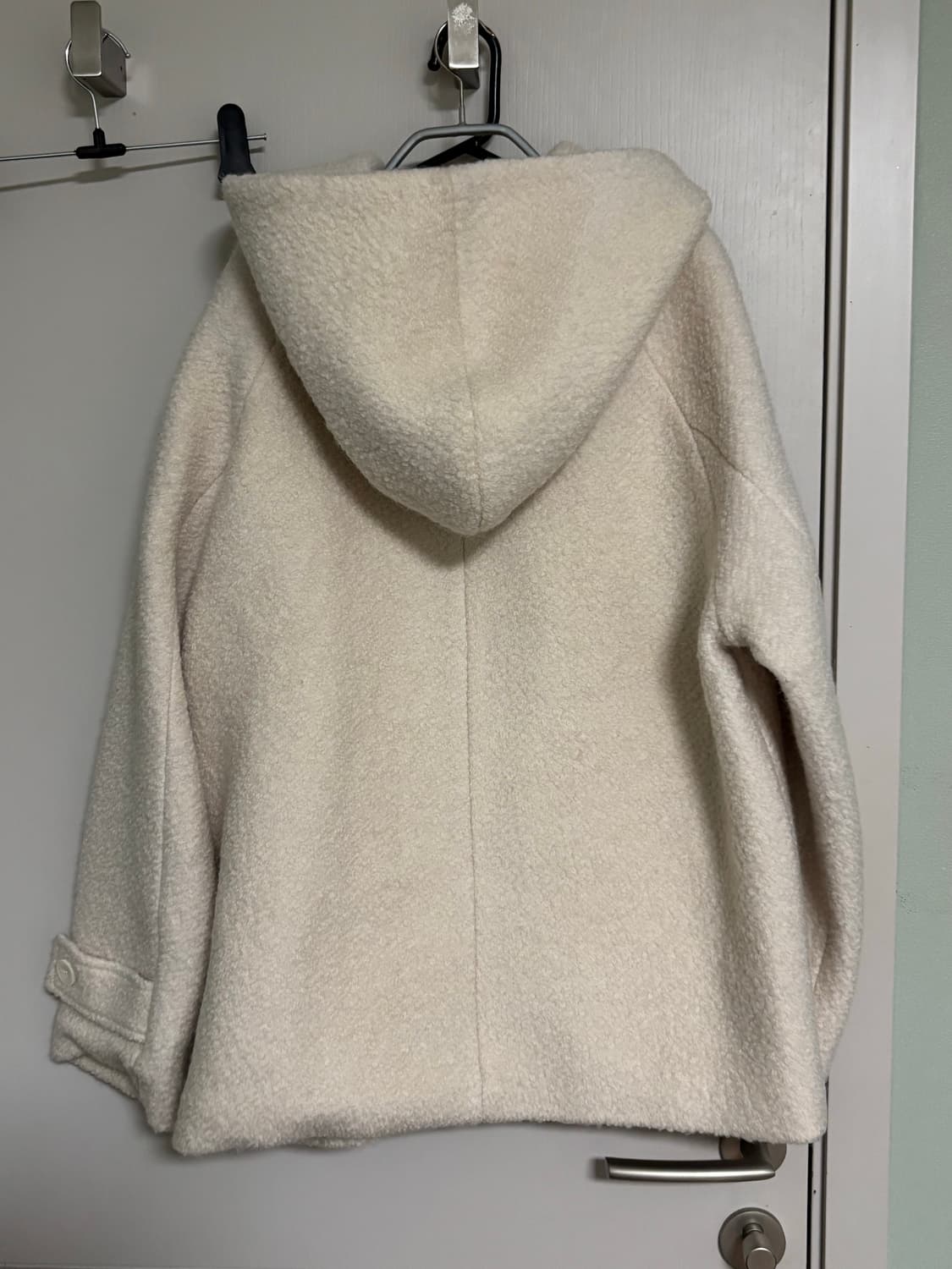 더미튼 램 후디 코트 / 구매가 198,000 상품이미지3