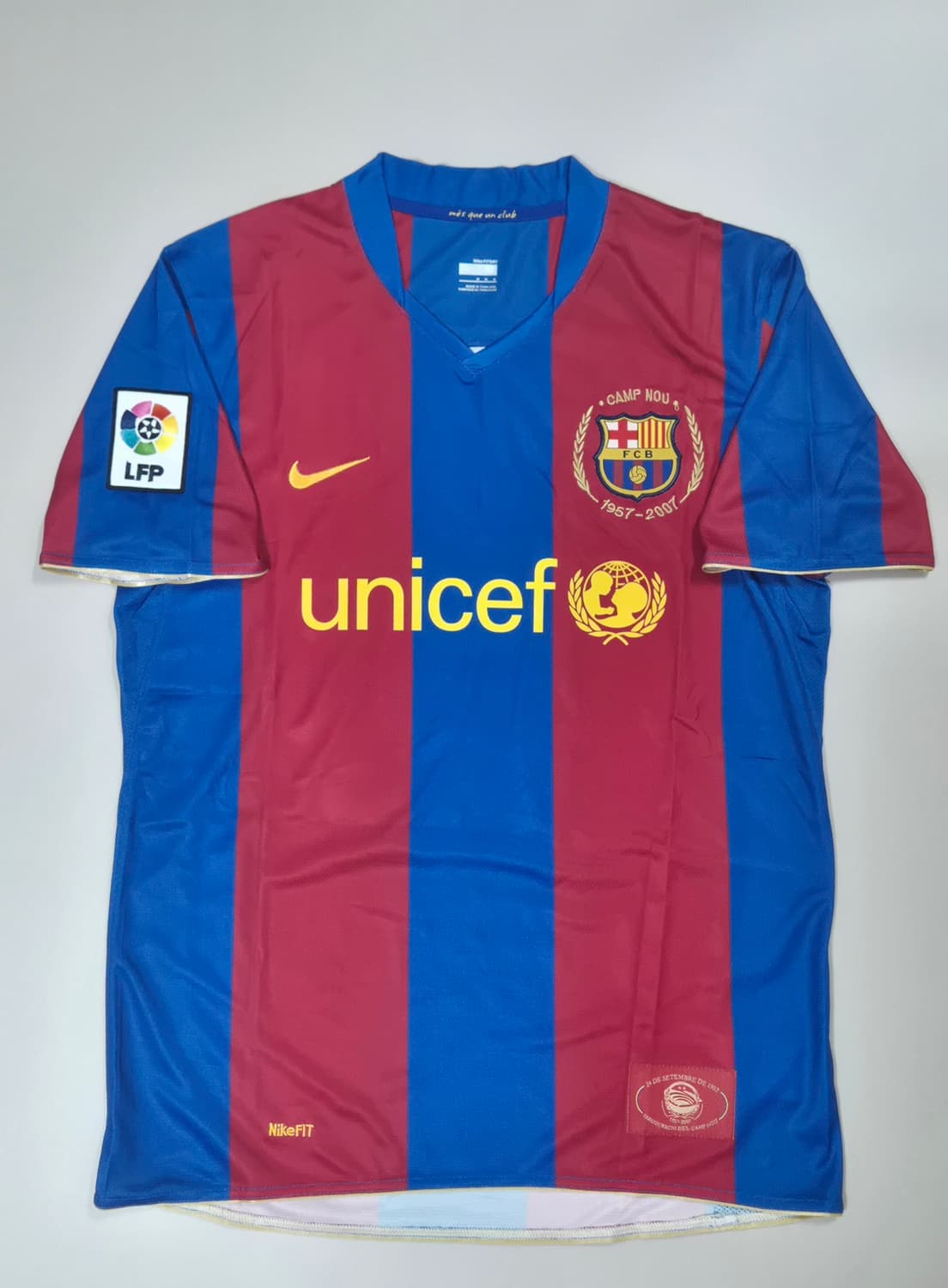 레트로)07-08시즌 바르샤 홈 호나우지뉴 유니폼 L사이즈 상품이미지3