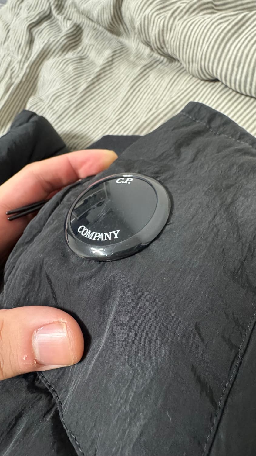 Cp 컴퍼니 에코크롬r 믹스드 패딩 23fw 상품이미지3