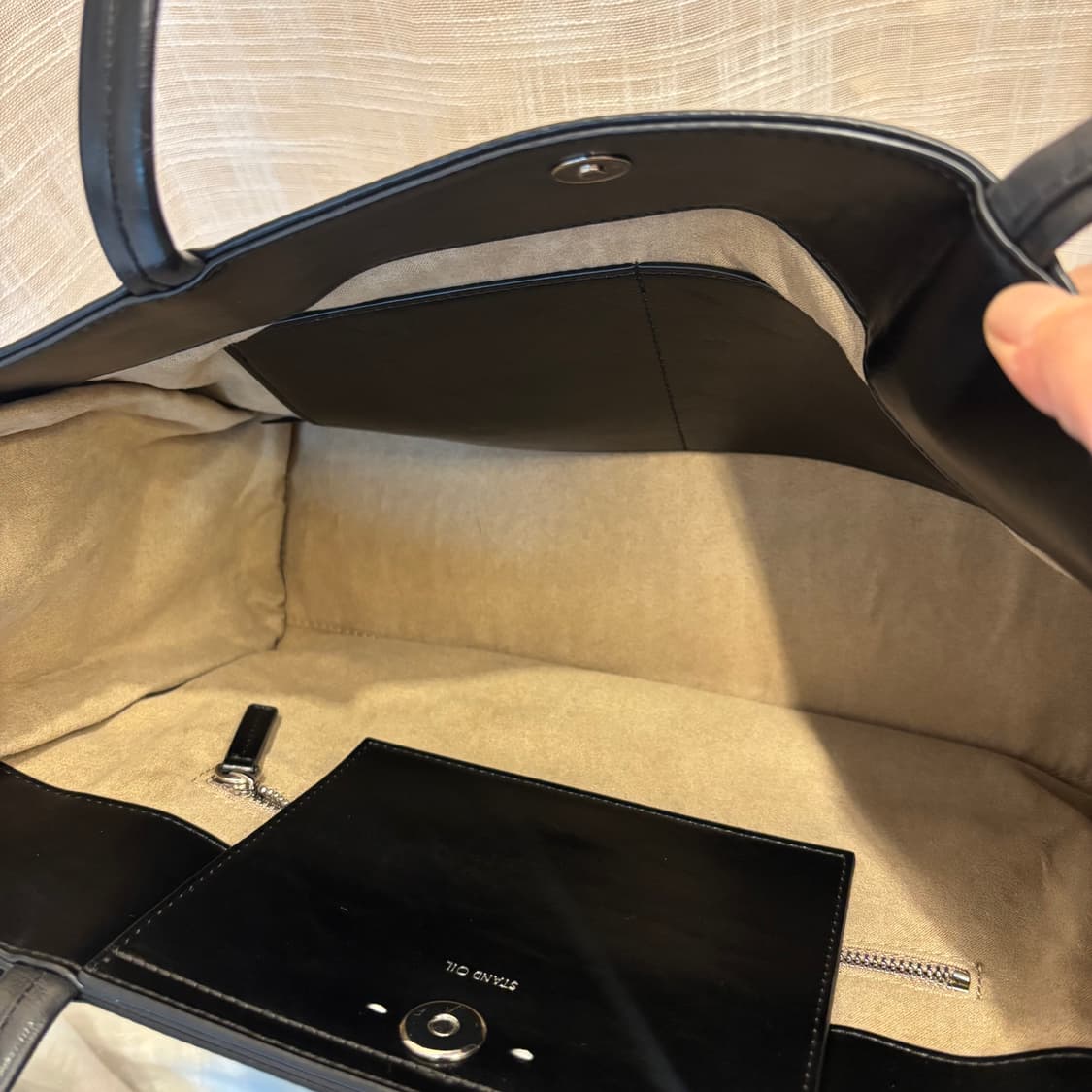 스탠드오일 오블롱 숄더백     상품이미지6