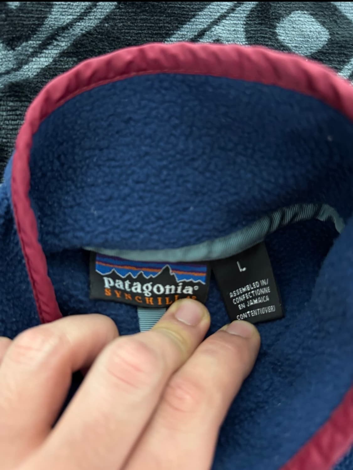 파타고니아 신칠라 네이비/버건디 판매 상품이미지4