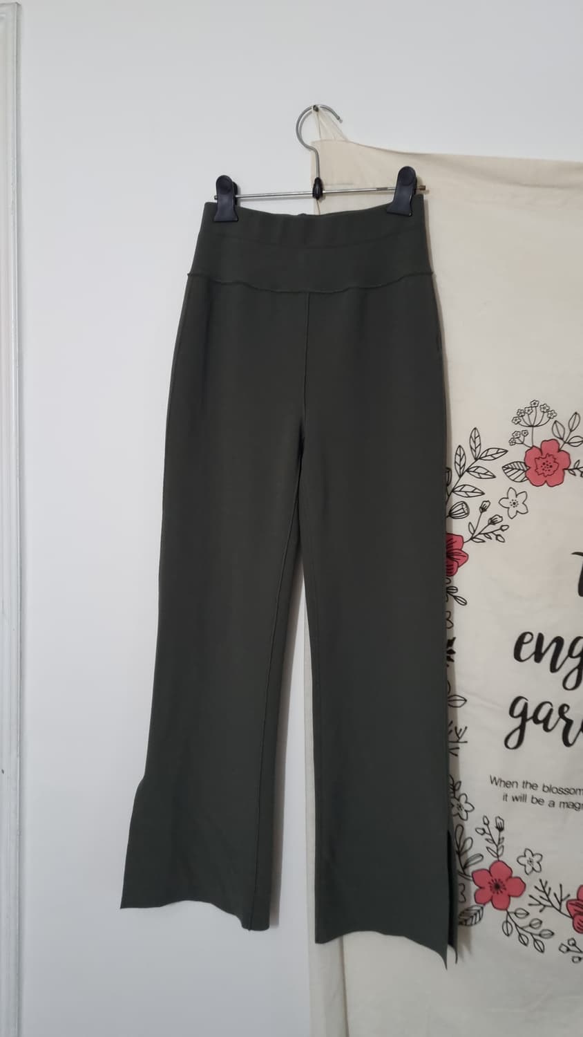 J.Chung 브랜드의 슬릿 부츠컷 팬츠 상품이미지3