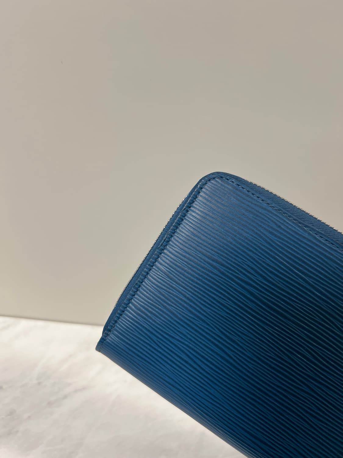 루이비통 에삐 장지갑 상품이미지7