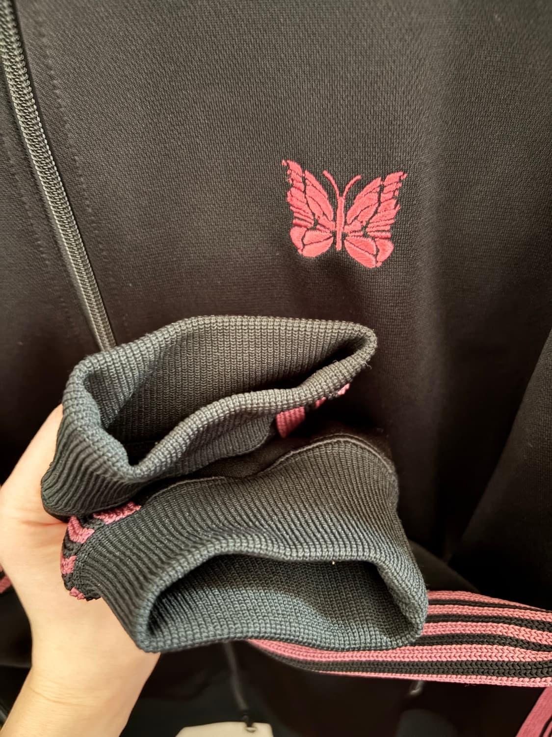 니들스 검핑 트랙 상의 하의 세트 팝니다. 상품이미지2