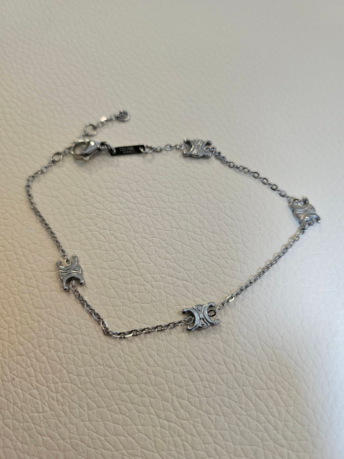 셀린느 업사이클링 은장 팔찌 상품이미지3