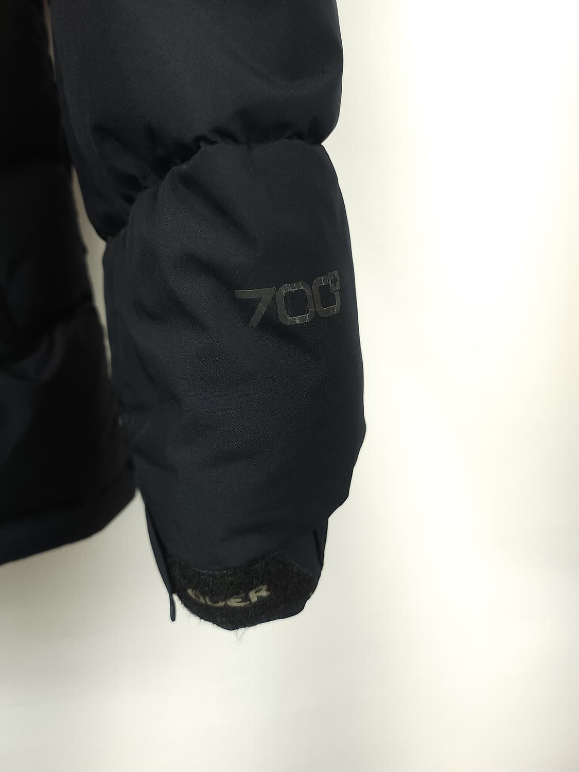 아이더 기능성 윈드스토퍼 모멘텀 구스패딩 100 L 상품이미지5