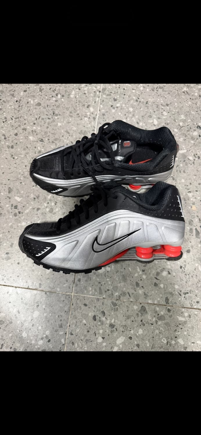 나이키 샥스 상품이미지1