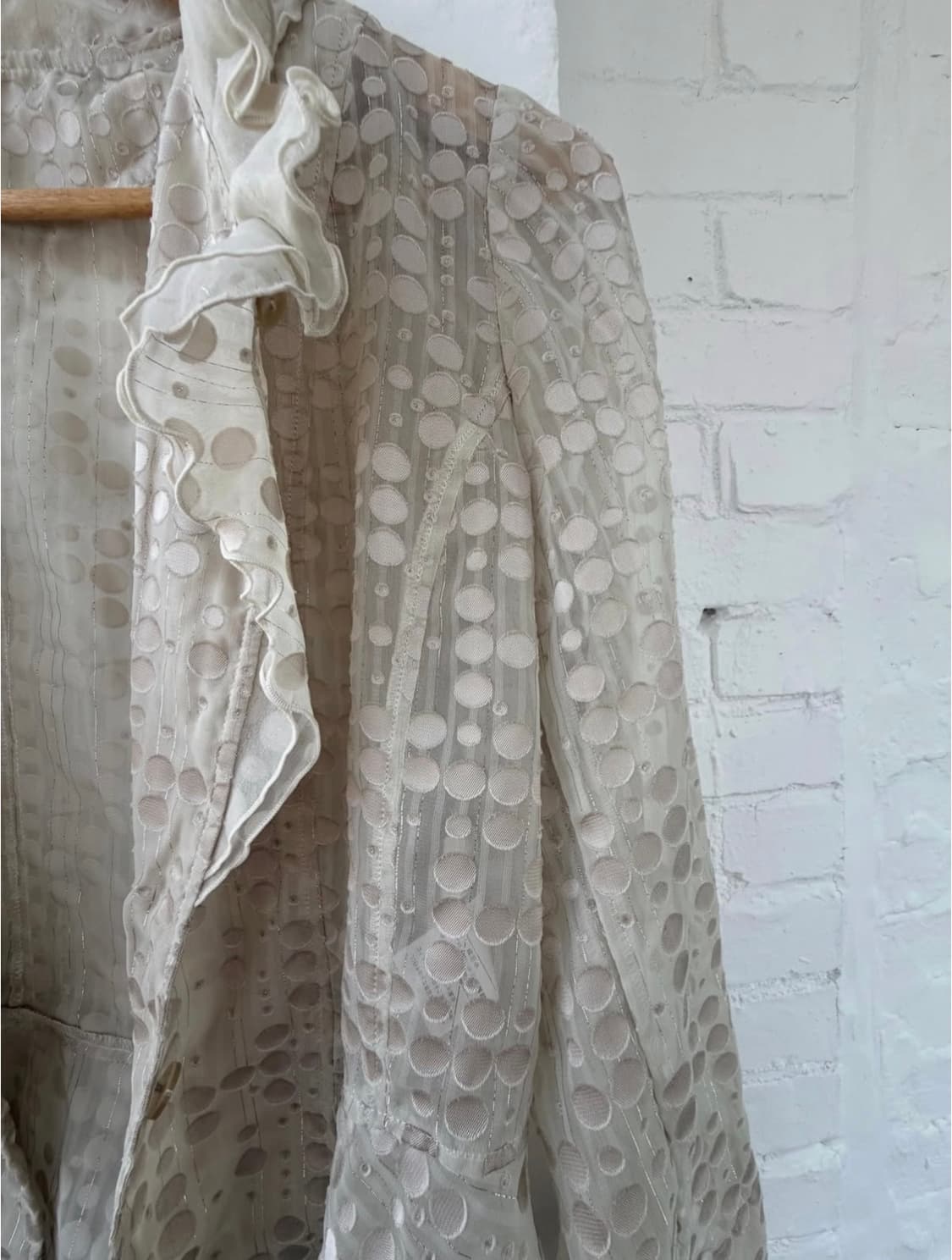 #3 Sheer Polka-Dot Ruffle Blouse 상품이미지3