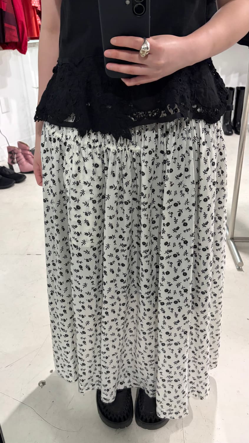 Shirring Floral Pattern Skirt 상품이미지9