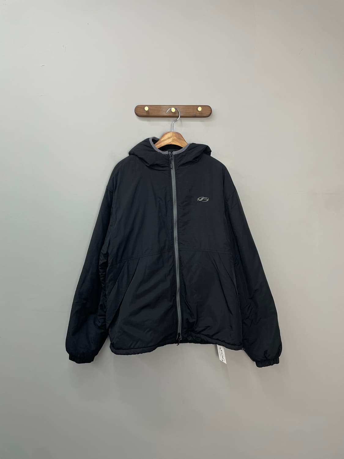 필루미네이트 오버핏 심볼 패딩 H1448 상품이미지2