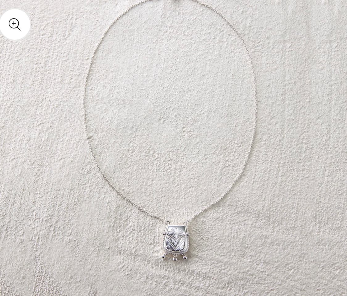 EnSage 엔세이지 플로럴 실버 파우치 목걸이 상품이미지1