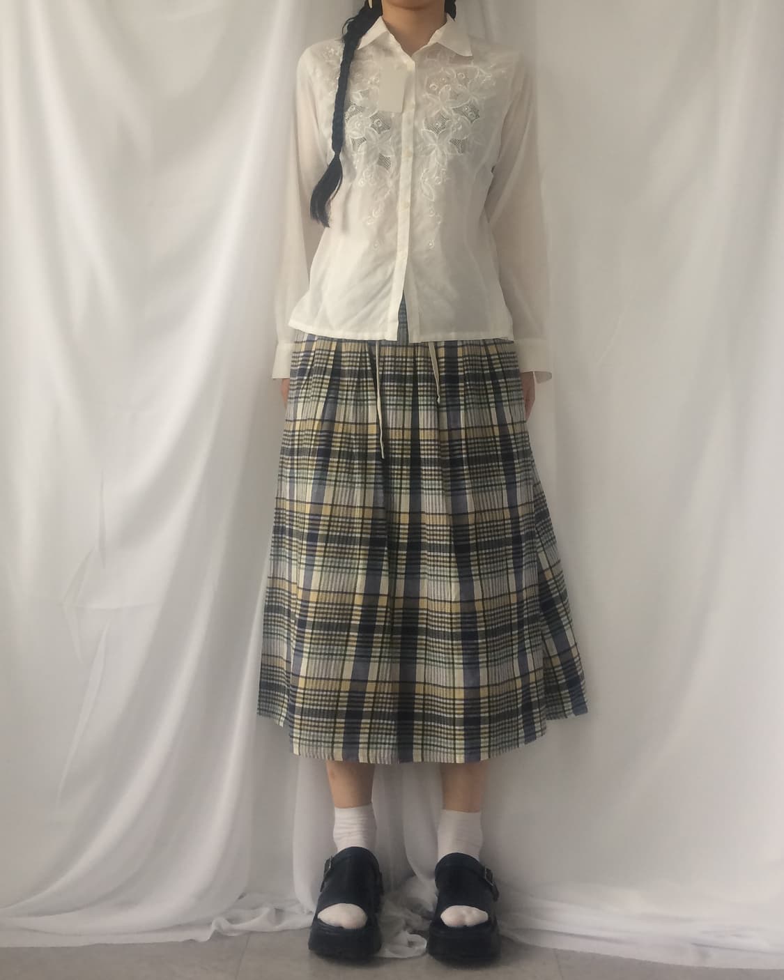 Embroidery pattern point shirt 상품이미지1