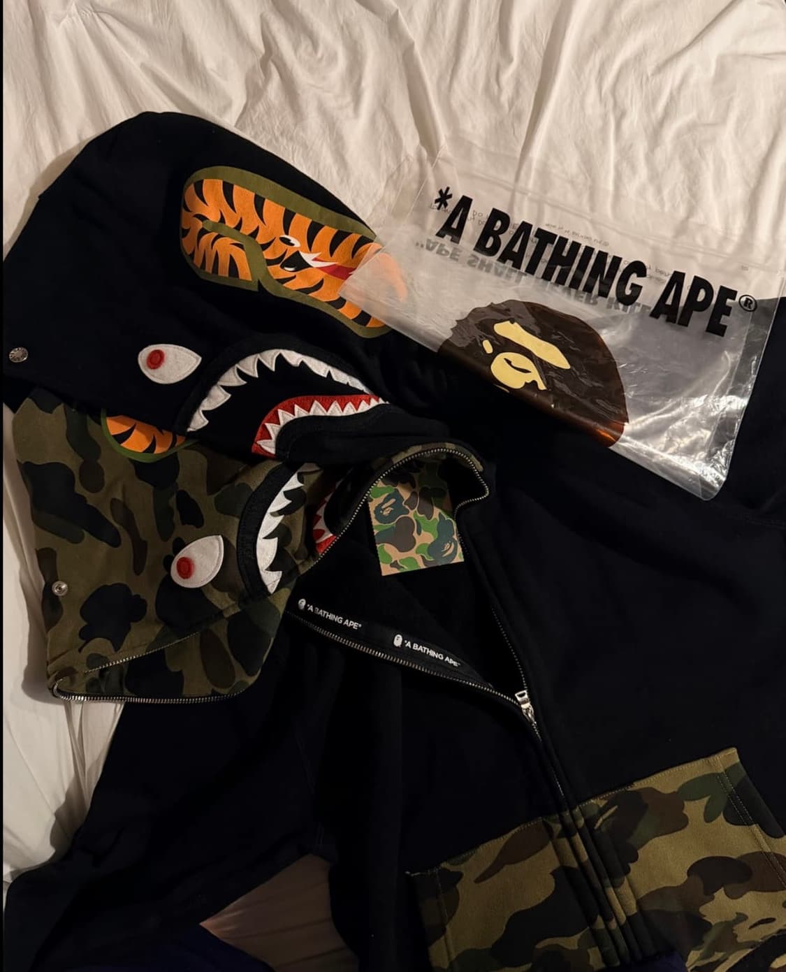 베이프 샤크 더블 후드집업(풀구성) 상품이미지6