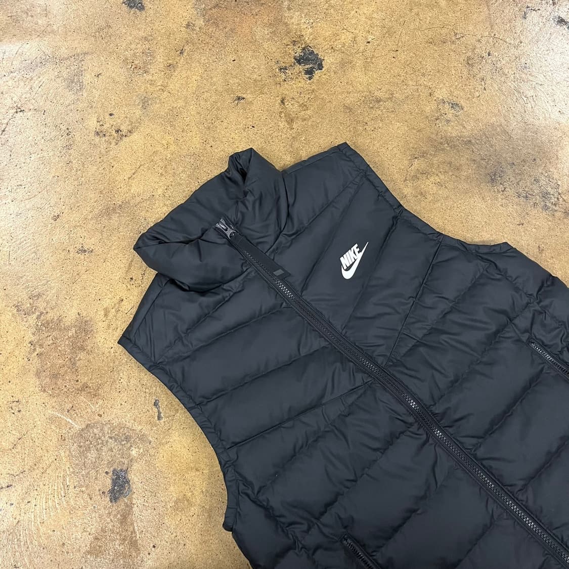 [정품/L] 나이키 블랙 패딩 조끼 b18 상품이미지1
