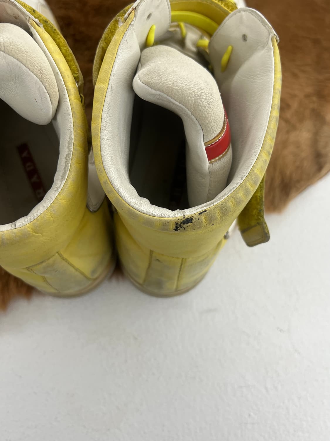 프라다 레더 하이탑 스니커즈 상품이미지5