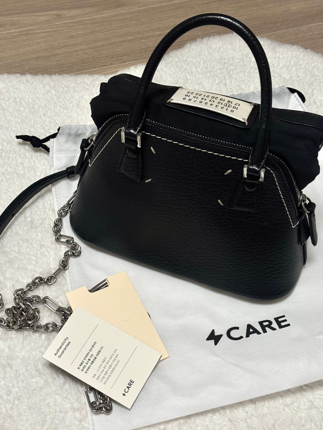 메종마르지엘라 5AC 마이크로백 블랙 상품이미지1