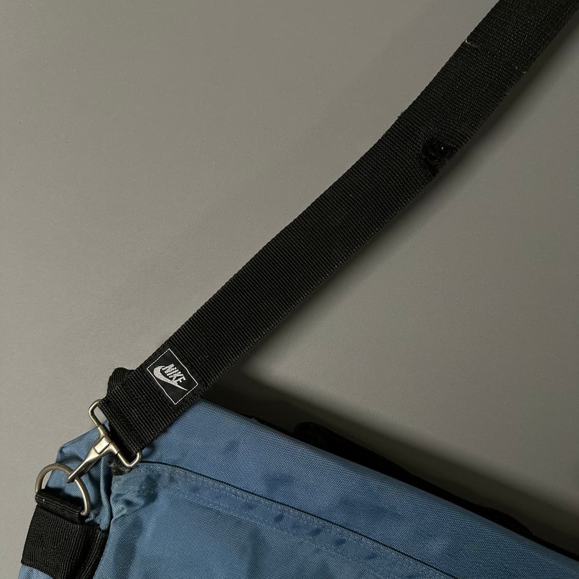 나이키 올드스쿨 크로스백 블루  [122305] 상품이미지5