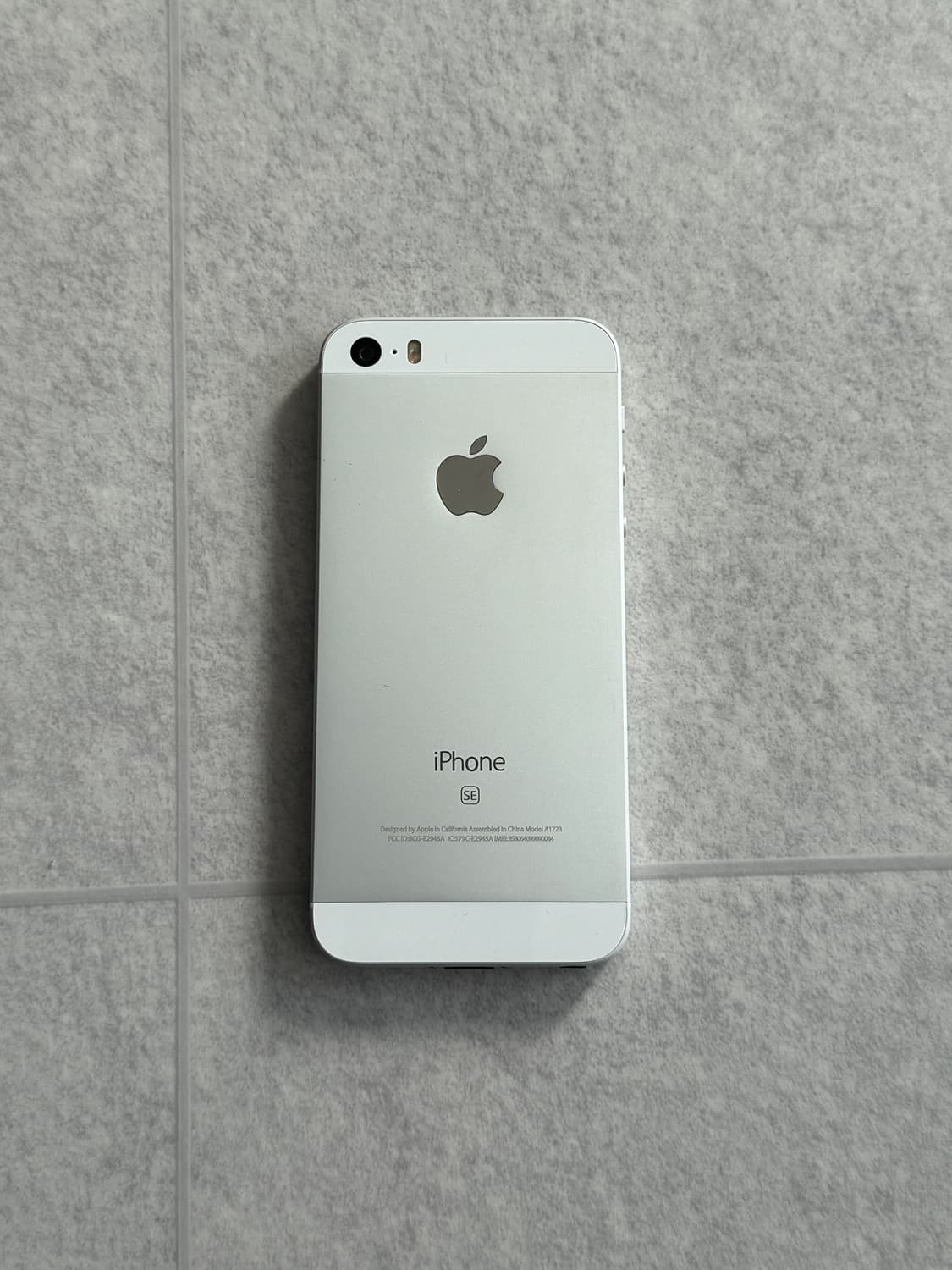 아이폰 SE 1 실버 32GB 배터리 100 상품이미지1