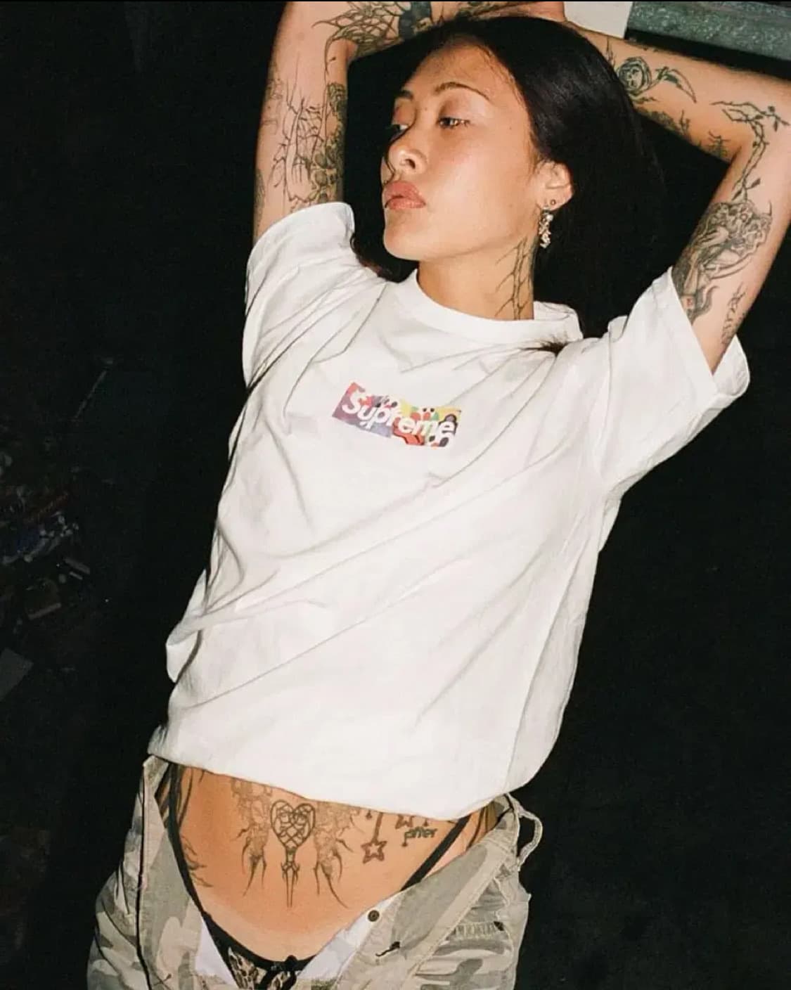올라올루슬론 슈프림 박스로고 반팔 상품이미지1
