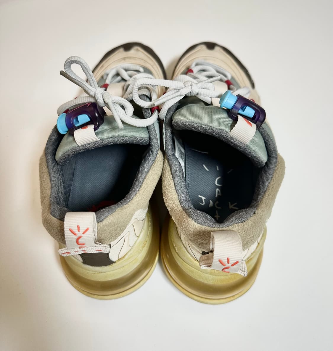 나이키 트래비스 스캇 에어맥스 270 260mm 상품이미지5