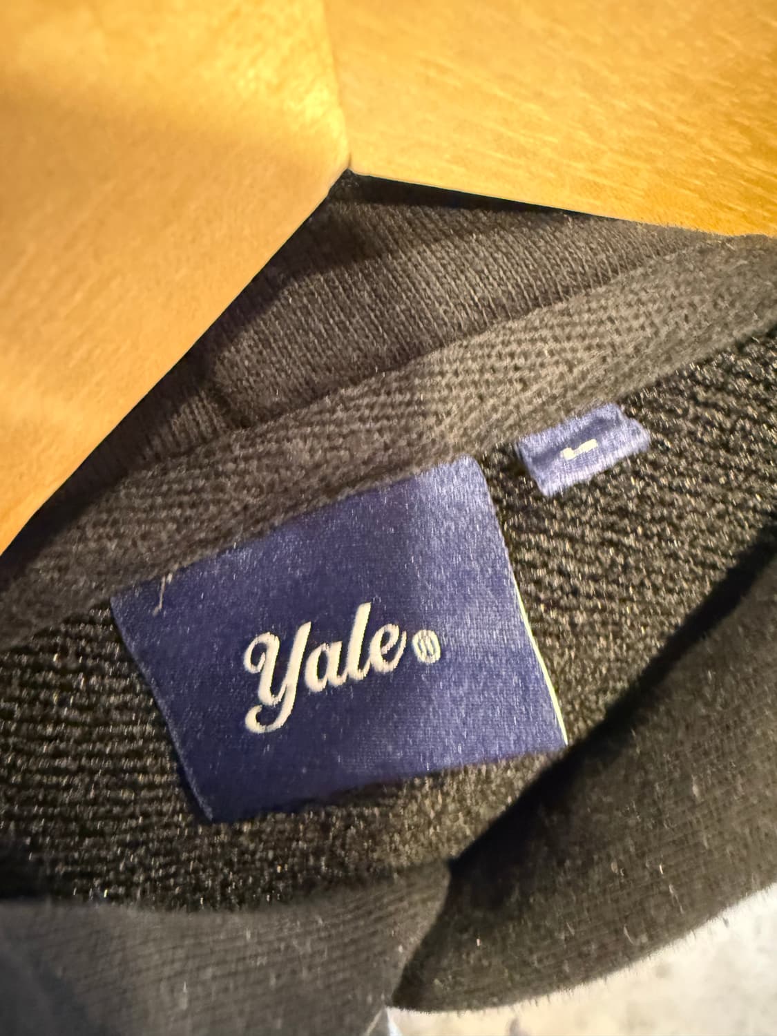 예일 블랙 후드티 상품이미지2