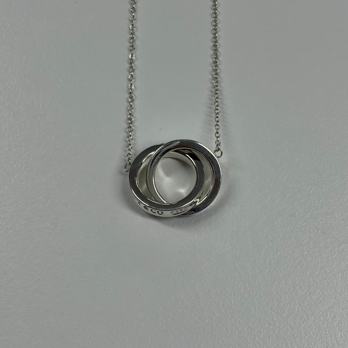 티파니앤코 인터라킹 서클 링 목걸이 상품이미지3